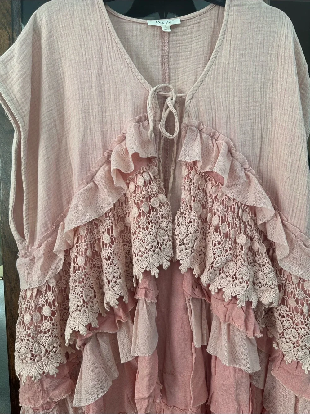 POL Dusty Blush Ruffle Tiered V-Neck Tunic - Picture 4 of 7